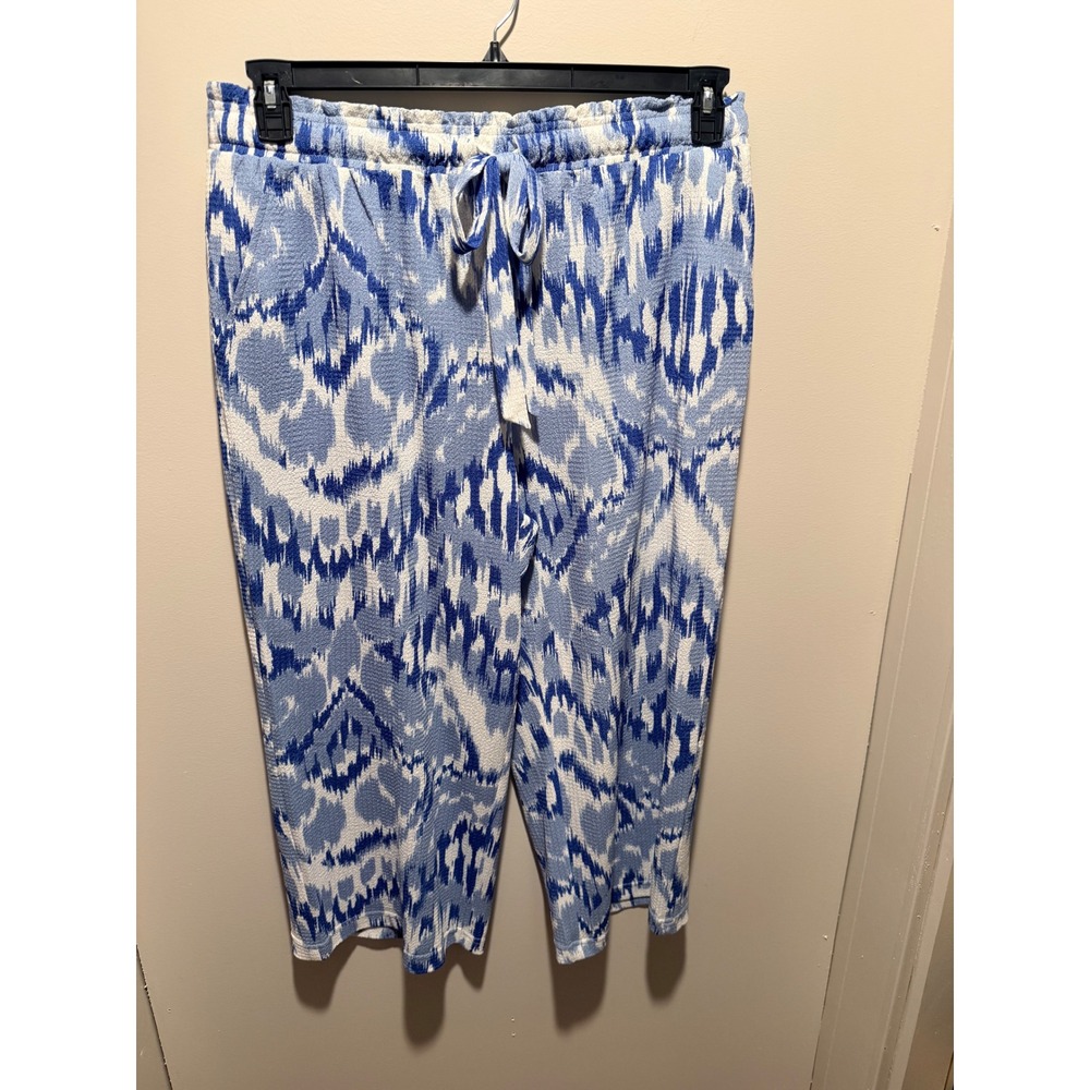 JM Sportswear Women's XL Blue White Ikat Print Cropped Pants‎ Drawstring Waist